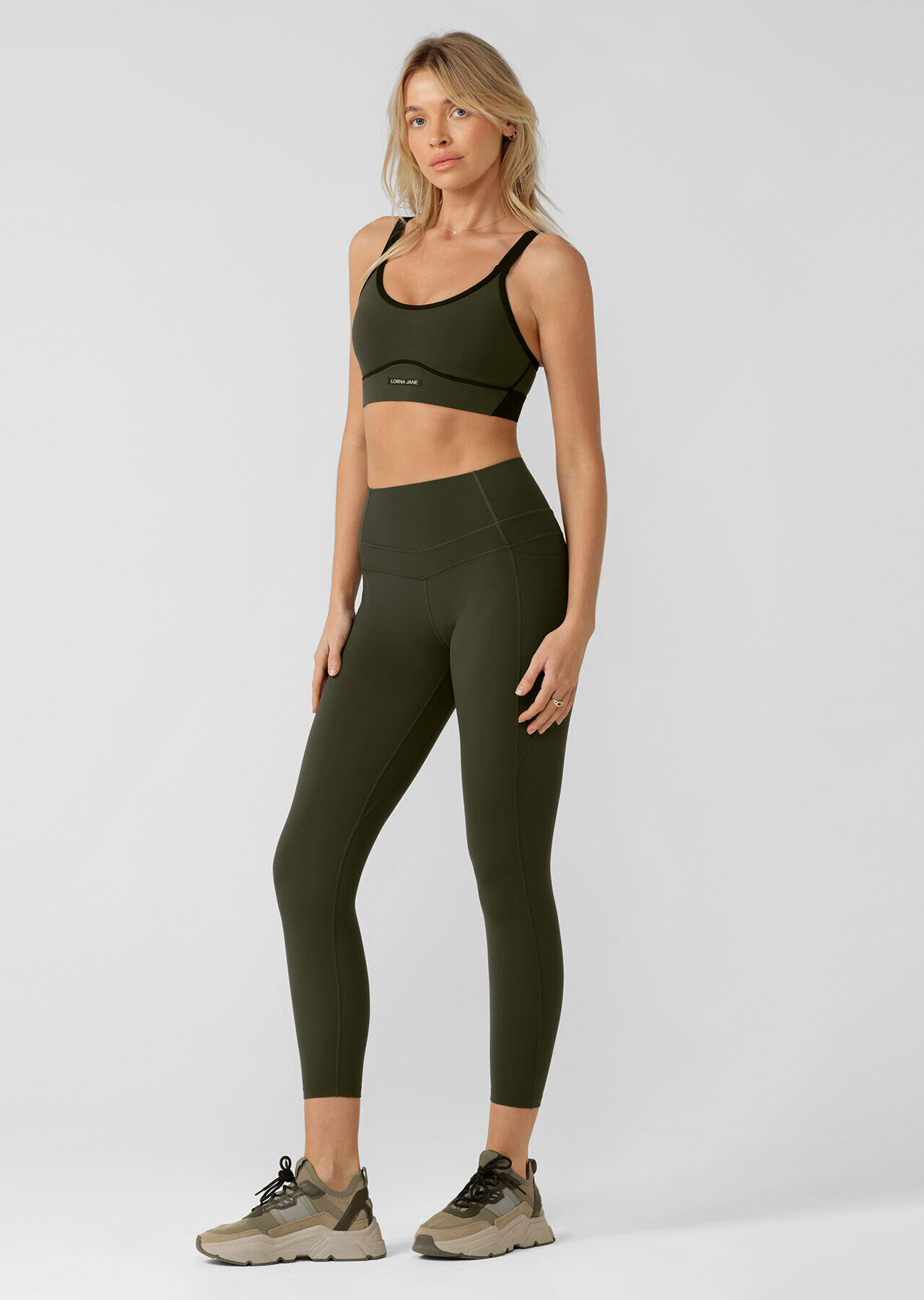 Undefeated Sports Bra | Green | Lorna Jane NZ