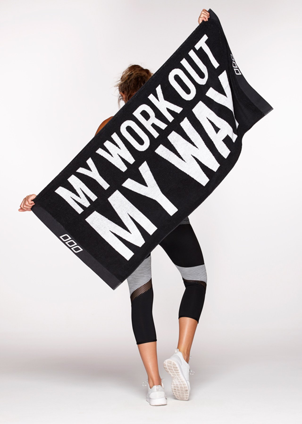 My Workout Gym Towel Black White Lorna Jane NZ   My Workout Gym Towel Black A011622 Blkw 1 